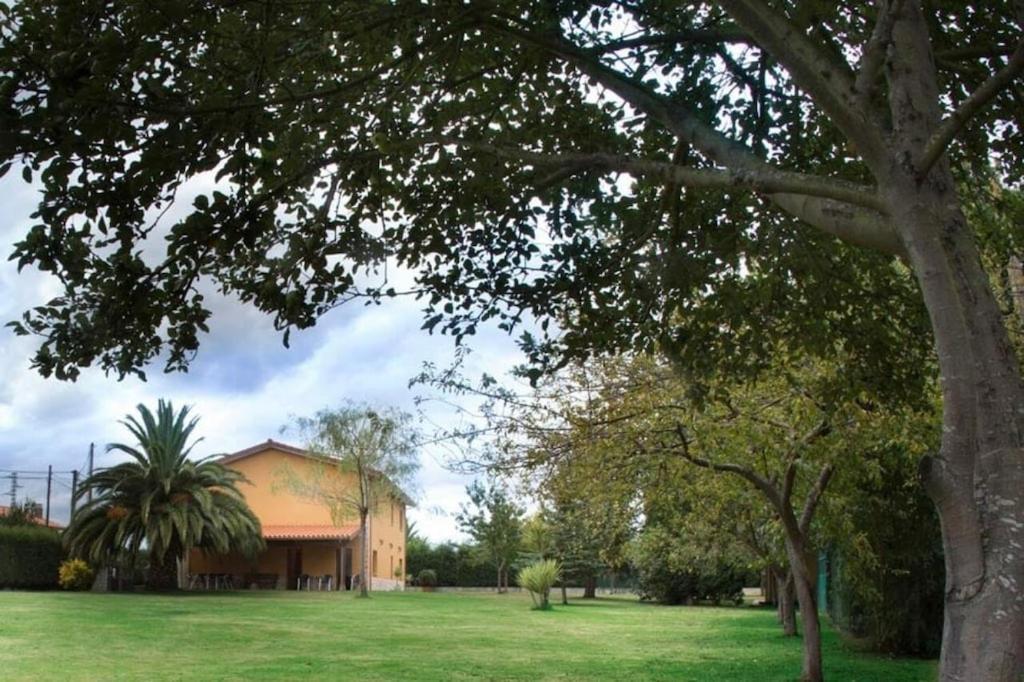 Villa Paula Aviles Luaran gambar